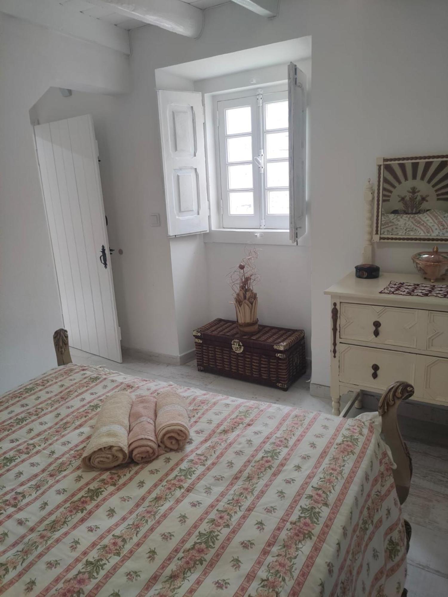 Casa Das Janelinhas - Cottage Near Sintra, Mafra, Ericeira Kültér fotó